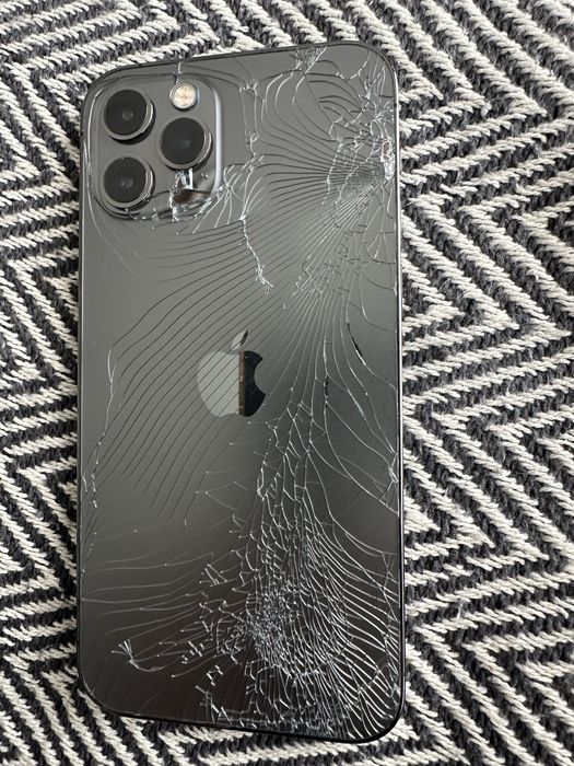 Smartfon Iphone 12 pro