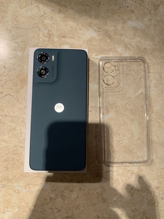 телефон моторола g06