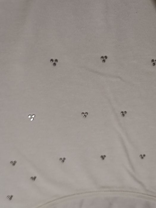 T-shirt biały damski że srebrnymi akcentami