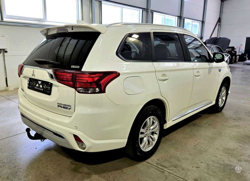 Mitsubishi Outlander 2018