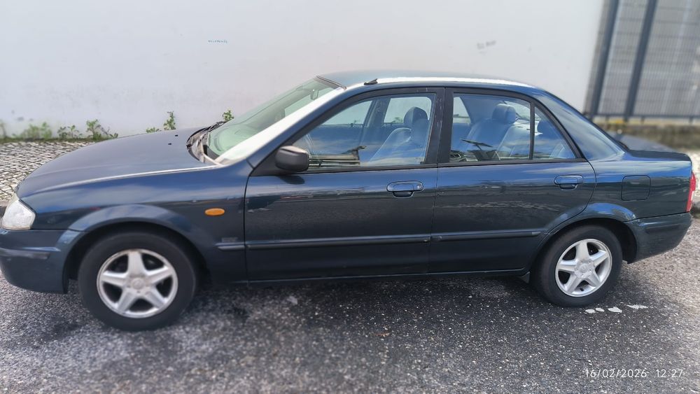 Vendo Mazda 99 323