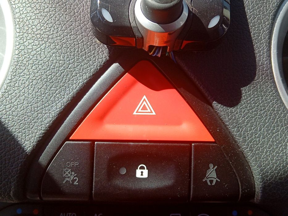 Botão / interruptor 4 piscas RENAULT Koleos I (HY_)