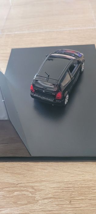 Carro miniatura.