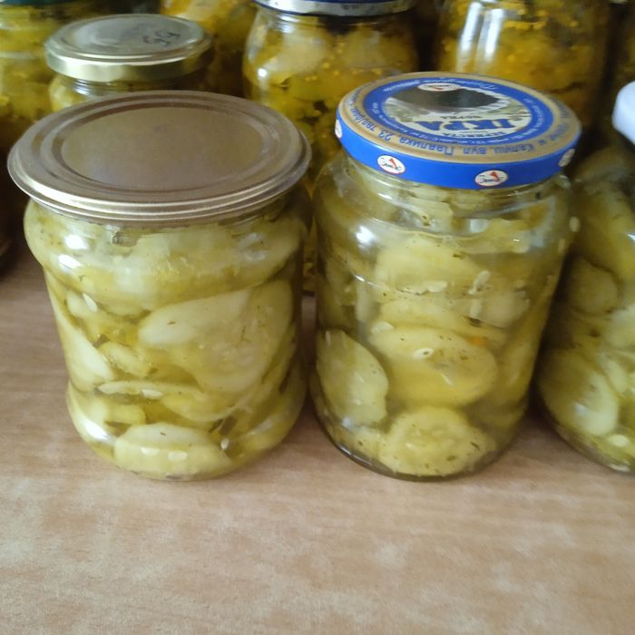 Консервація домашня,ікра кабачкова,салати