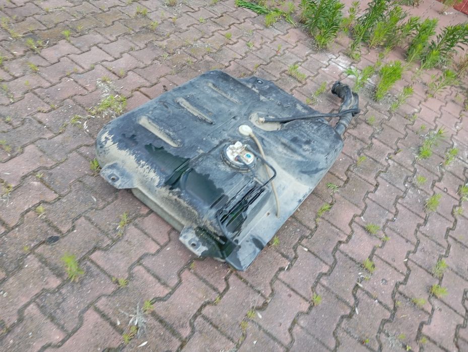 Zbiornik bak paliwa Trafic Vivaro 1,9 CDTI DTI Diesel Kompletny