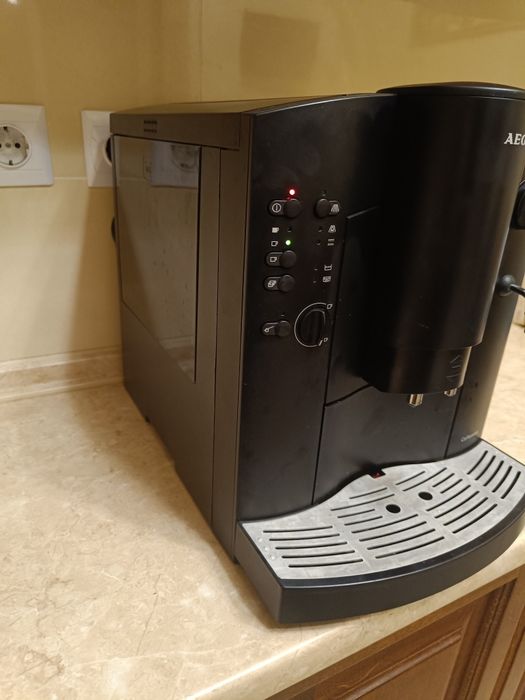 Кавомашина AEG обслужена