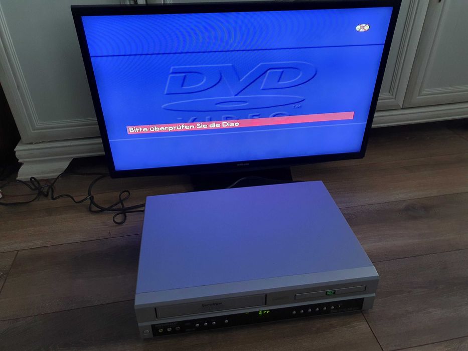 Stary zabytkowy magnetowid z dvd Micromaxx MM4857 combo Kępice