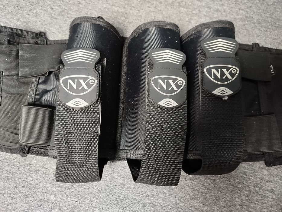 Czarny Pas NXe na 3+2 faty do paintballa