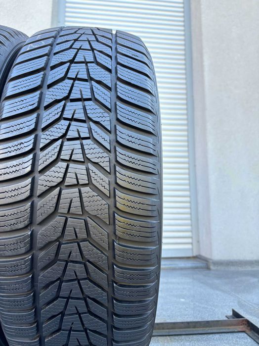 2szt zimowe 235/60R18 Hankook 7,4mm 2022r świetny stan! Z5620 gwarancj