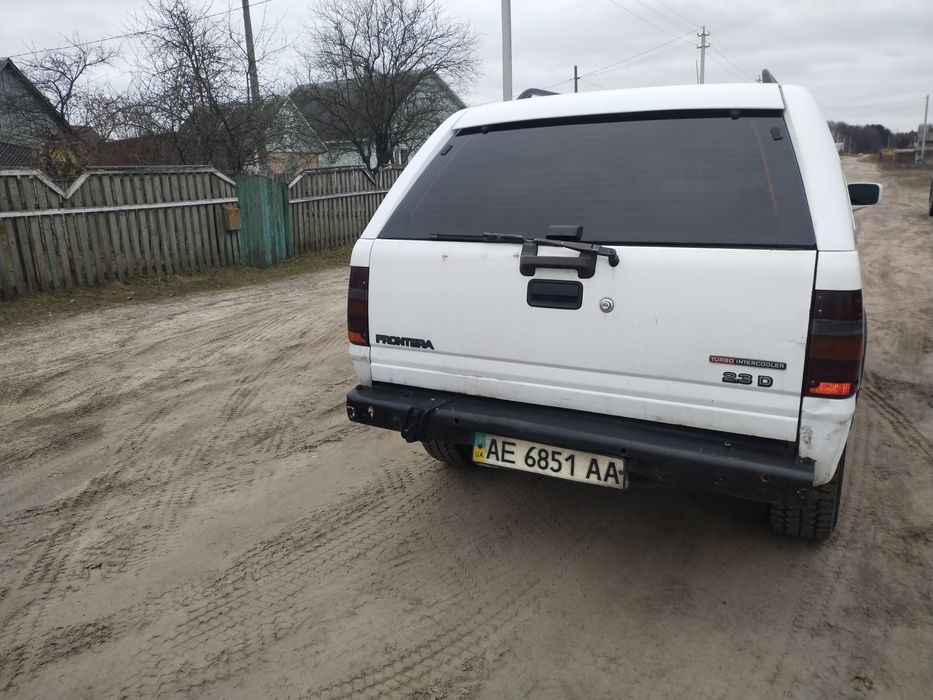 Опель Фронтера а 2.3