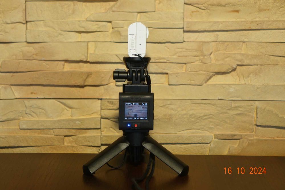 Kamera Sony FDR-X3000 Action Cam Mocno doposażona 5 baterii, akcesoria