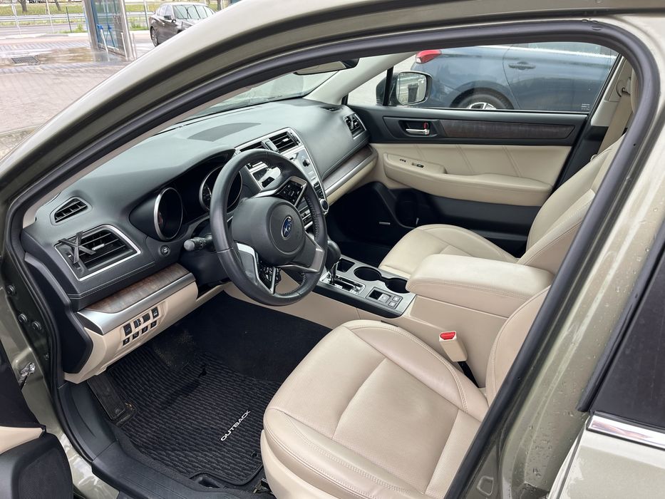 Subaru Outback 2017 Limited 2.5 CVT