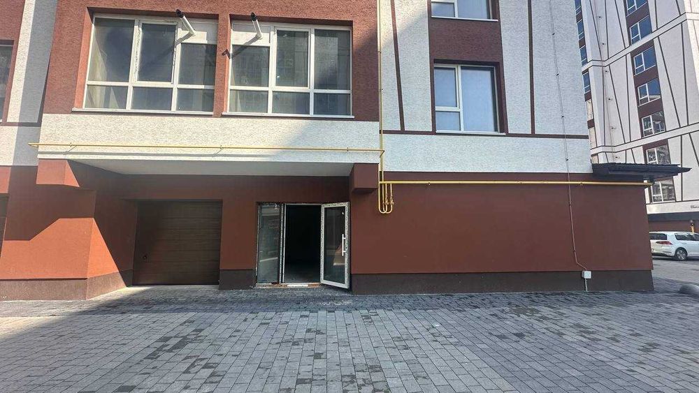 Комерційне приміщення продаж Опришівська слобода комерція