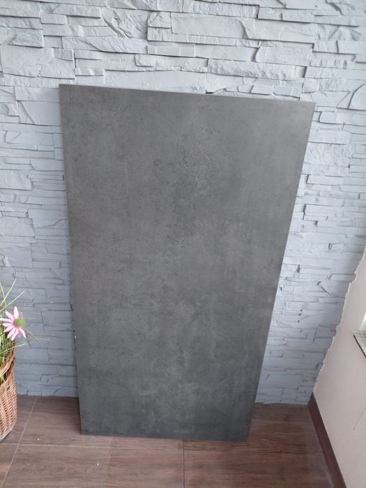 Blat, grafitowy dl. 121 cm szer. 62 cm, grubość 4 cm
