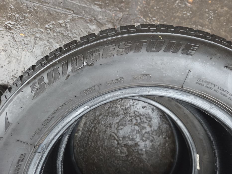 Шини зимові 195/65/r15, Bridgestone Blizzak LM-25.