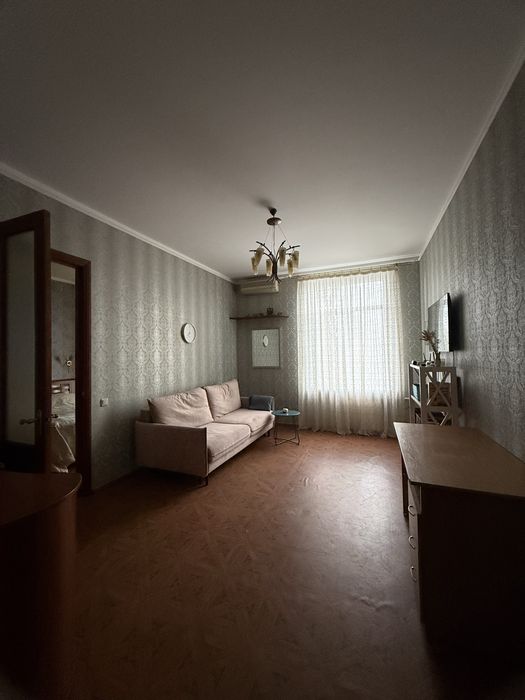 Сдам 2 ком кв Леси Украинки ул.