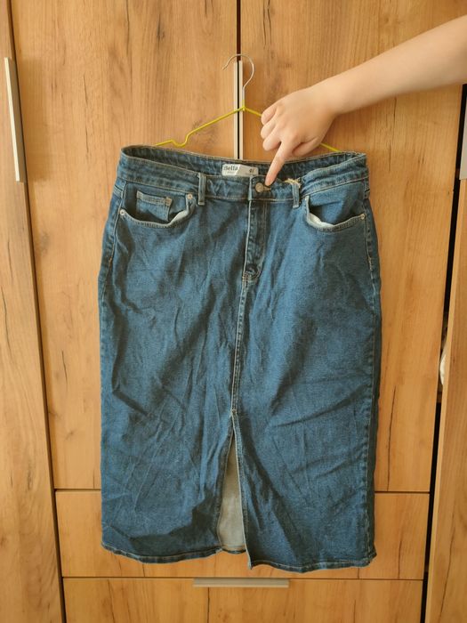 Джинсова юбка з розрізом