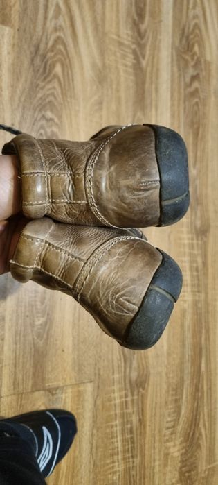 Кожаные демисезонные  ботинки