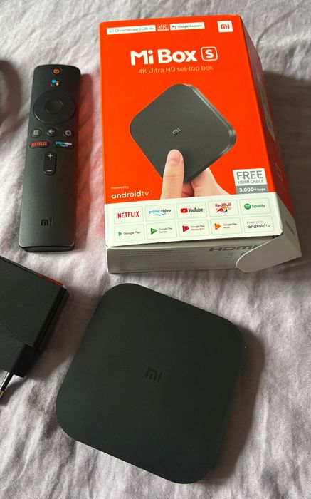 Приставка Smart TV Mi Box S