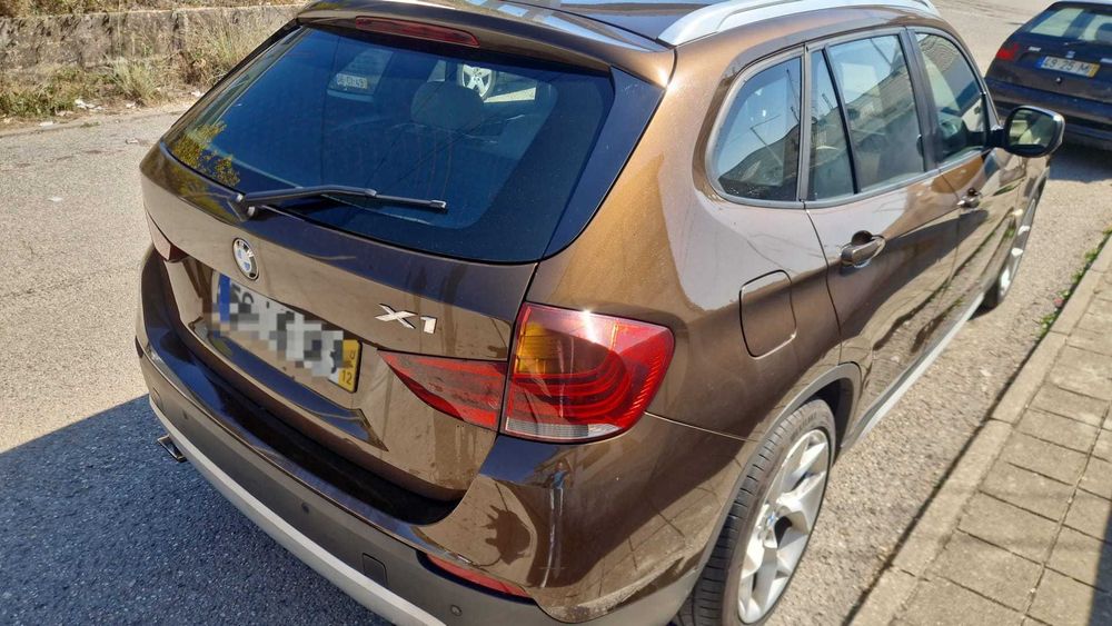 BMW X1 SDrive 20d — photo 4