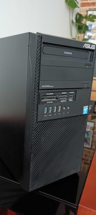 komputer Asus i5 16GB RX570