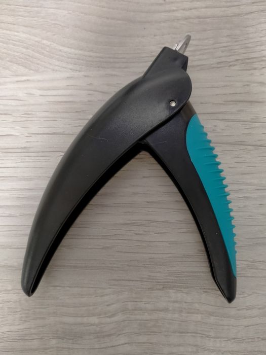 Продам когтерезку