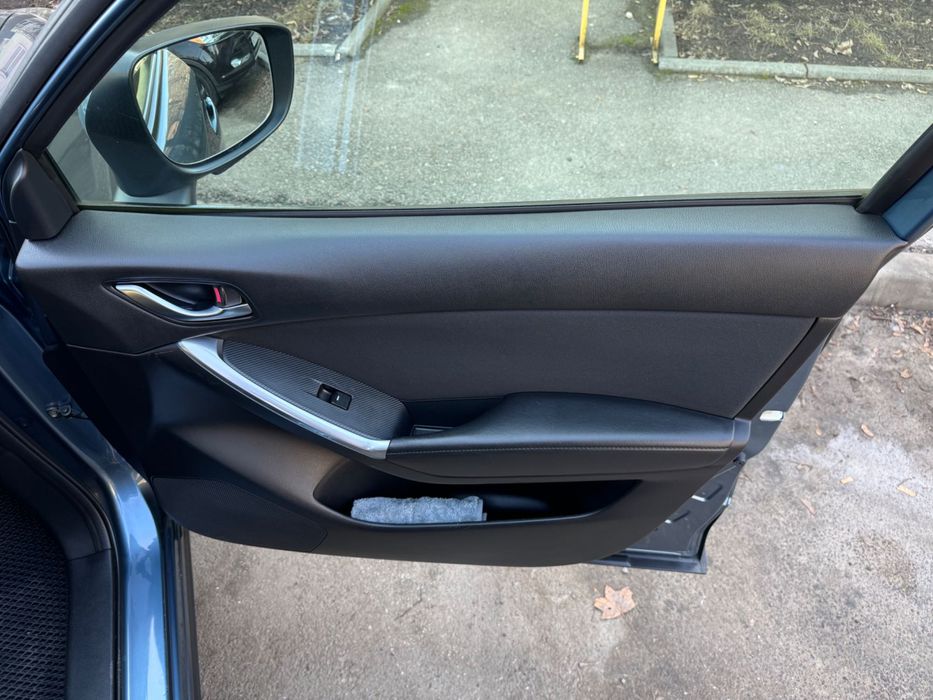 Продам Мазду СХ 5 2015 року рестайлінг 
Дизель 2.2 ( 175 кс )