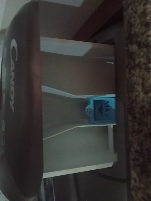 Máquina de lavar roupa 9 kg