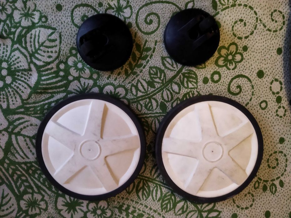 Шланг,щётки,насадки,аксессуары для моющего пылесоса Zelmer.