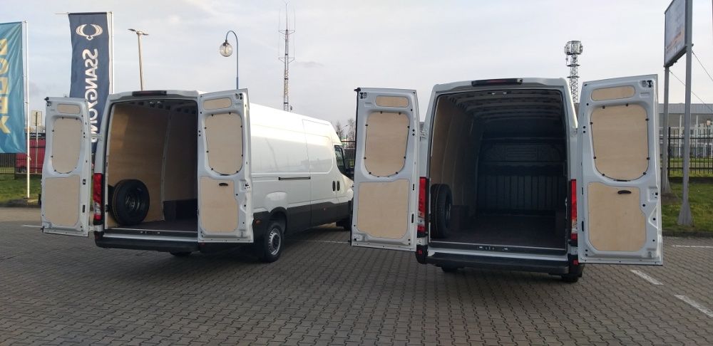 Zabudowa busa Iveco Daily - wszystkie długości L2, L3 L4, L5 - MONTAŻ