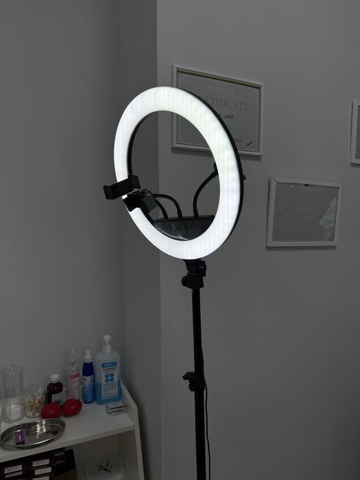 Лампа кільцева б/у