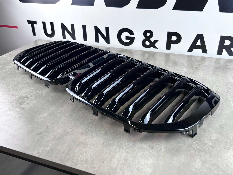 Решітка радіатора ( Black ) - BMW X7 ( G07 до рест ) 51138745730