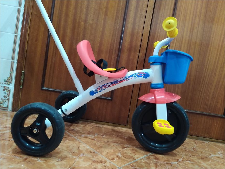 Triciclo para criança carro cozinha casa quarto apartamento vivenda gabinete escritório.
