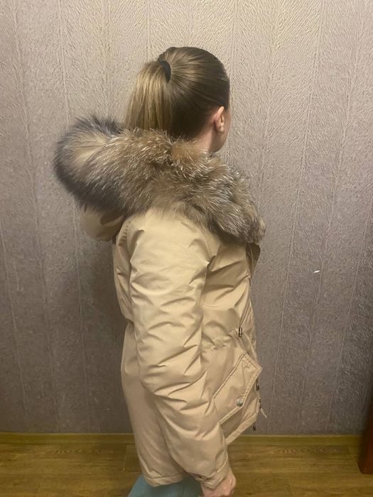 Парка жіноча бежева