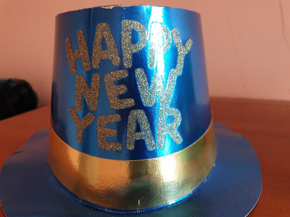 Cylindry kapelusze Happy New year