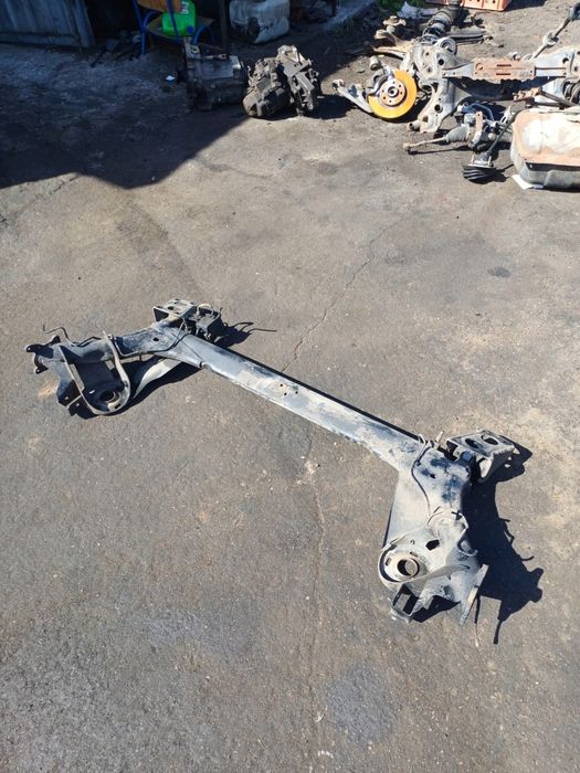 Задня балка Skoda Octavia Tour/ /Rapid/Golf 4/A3/TT