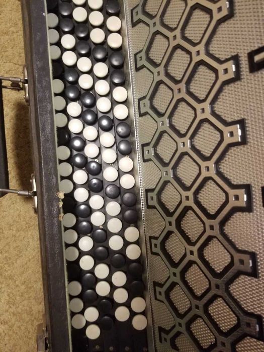 Продам Баян Атлант в хорошому стані