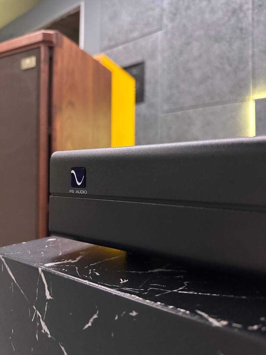 Стерео усилитель PS Audio Stellar Strata
