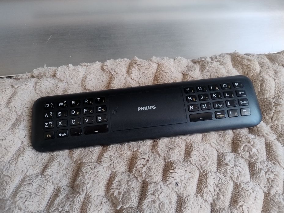 Телевізор Philips 42 3d з динамічною підсвіткою та Т2