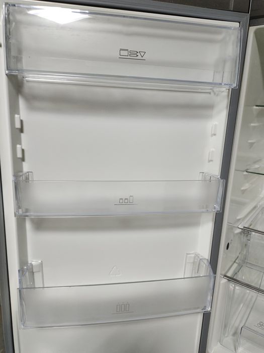 Холодильник Еlektrolux 185 cm. Металік, класний стан