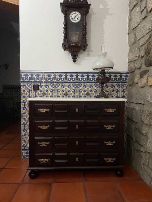 Cómoda clássica Restaurada