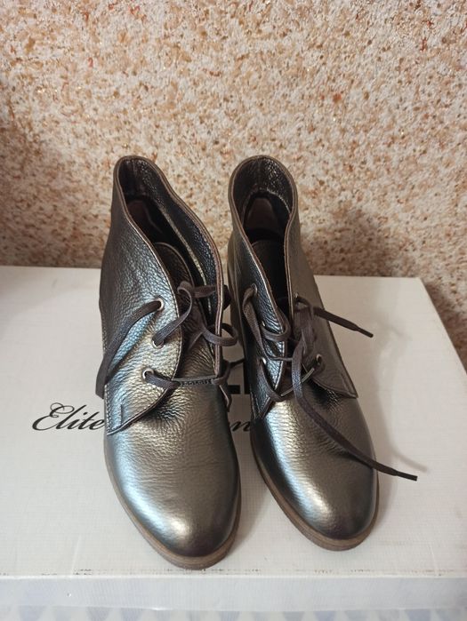 Жіночі шкіряні черевики