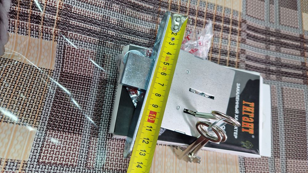 Замок врезной Гигант