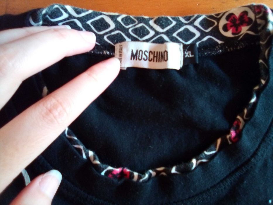 t - shirt moschino