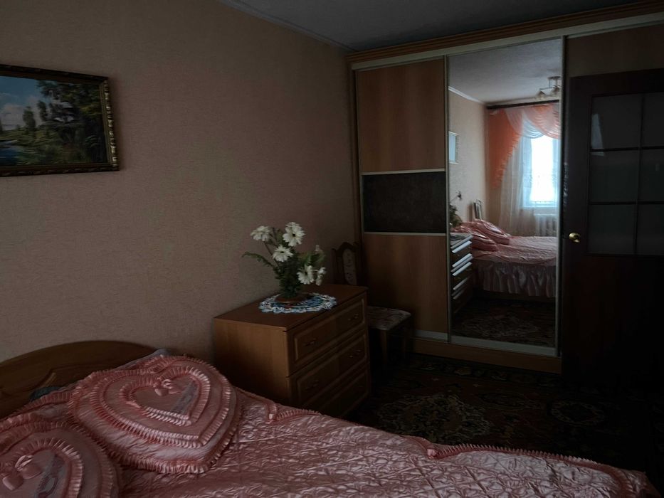 Продам 3-кімнатну квартиру у центрі Тернівки (Вулиця Шахтарська)