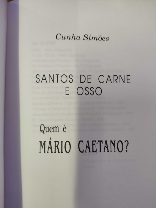 Livro Santos de Carne e Osso Quem e Mario Caetano? de Cunha Simoes