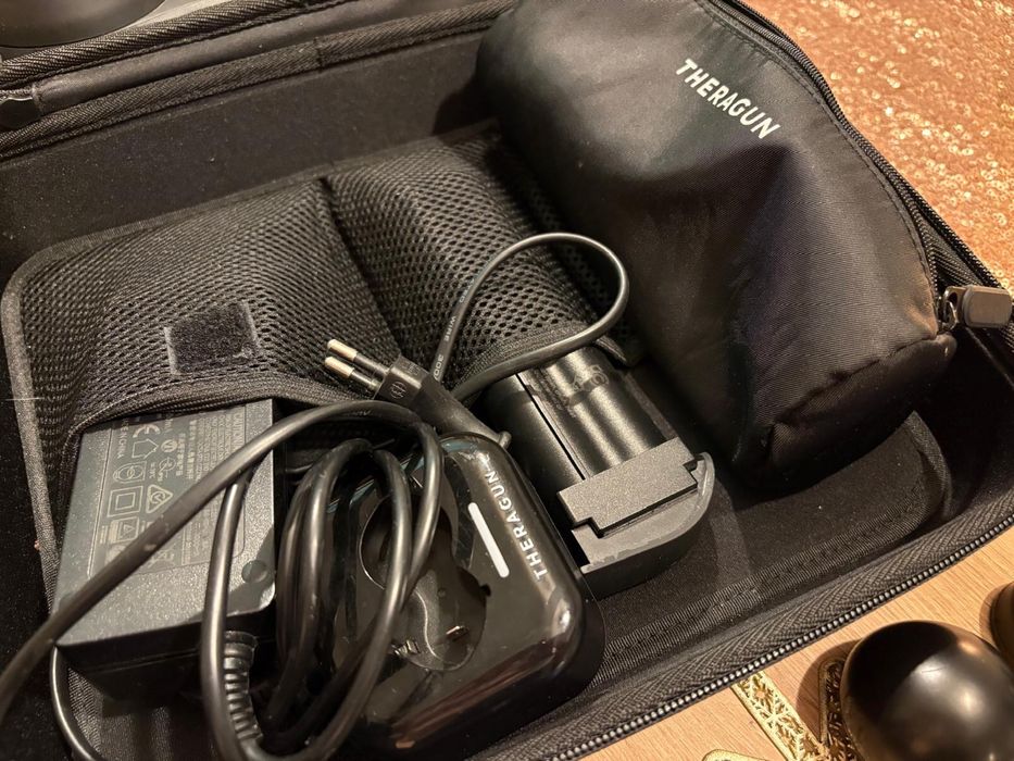 Pistolet masujący Theragun Pro pistolet do masażu