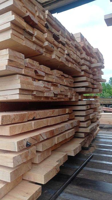 Брус, дошка обрізна (25-40 мм) рейка, балка — оптом (сосна свіжа)