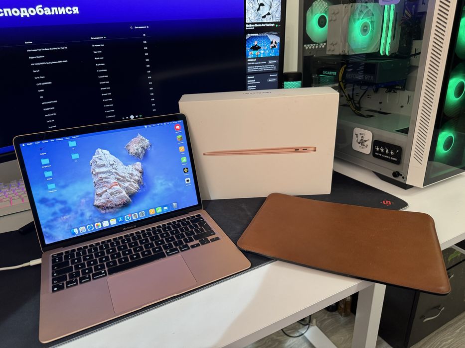 Apple MacBook Air 13 2020 M1 256ГБ 16ГБ
