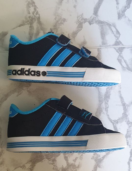 Ténis Adidas criança